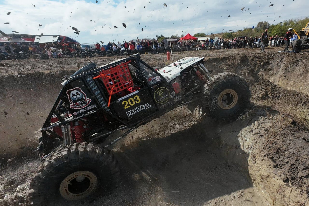  2025 Türkiye Extreme Kupası 3. Ayak Yarışı: Pendik’te Çamur, Güç ve Mücadele Dolu Bir Hafta Sonu