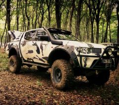 Mitsubishi L200 (10-15) Plastik Dodik